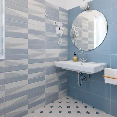 Gentlemen'S Hotel Zeus - Gaymen & Adults Only Hotel 4*