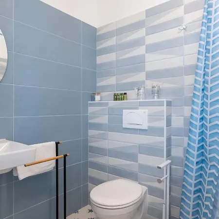 Gentlemen'S Hotel Zeus - Gaymen & Adults Only Hotel Vinkuran