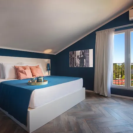 Gentlemen'S Hotel Zeus - Gaymen & Adults Only