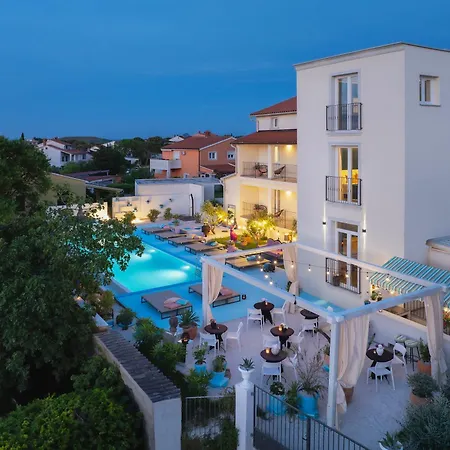 Gentlemen'S Hotel Zeus - Gaymen & Adults Only Vinkuran