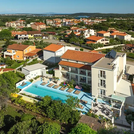 Gentlemen'S Hotel Zeus - Gaymen & Adults Only 4*