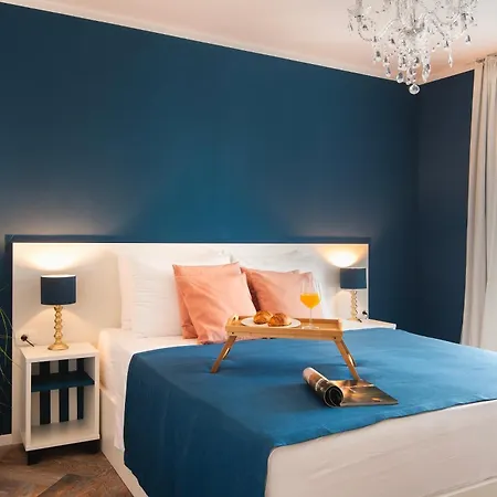 Gentlemen'S Hotel Zeus - Gaymen & Adults Only
