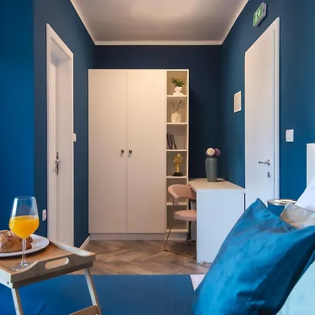 Gentlemen'S Hotel Zeus - Gaymen & Adults Only Hotel