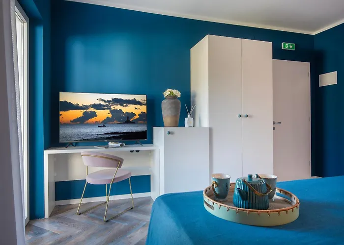 By Bura - Adults Only Vinkuran