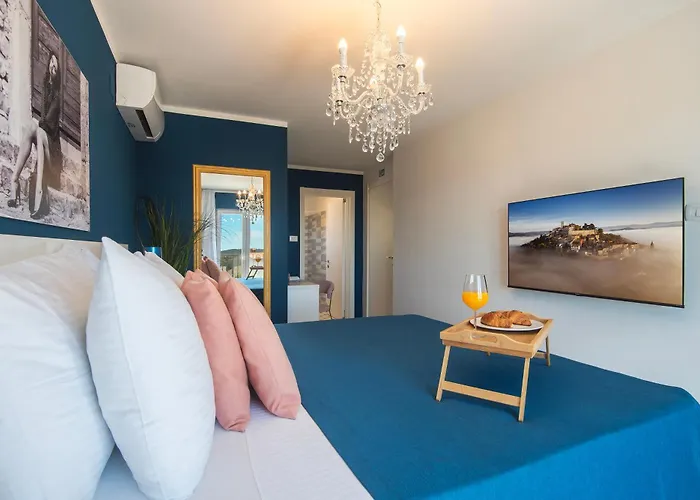 By Bura - Adults Only 4*